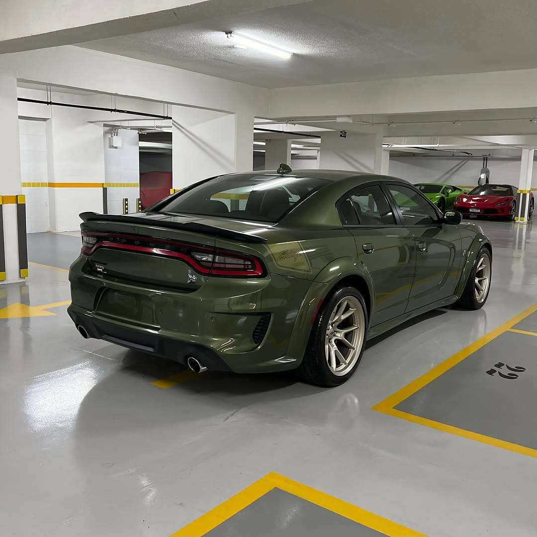DODGE CHARGER SWINGER SCAT PACK - Imagem 5