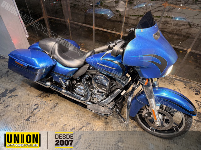 HARLEY-DAVIDSON STREET GLIDE SPECIAL - Imagem 3