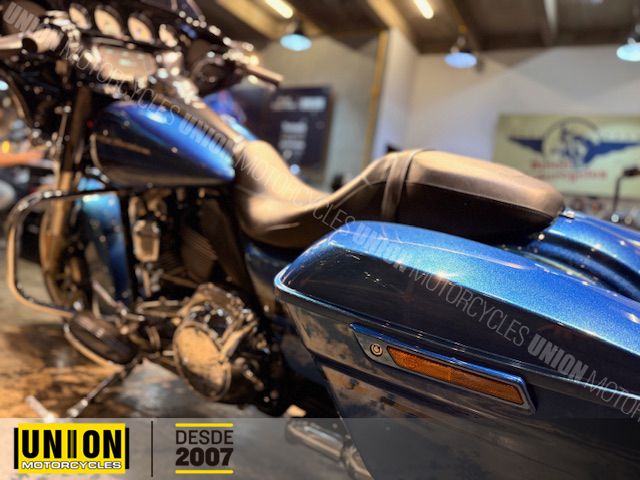 HARLEY-DAVIDSON STREET GLIDE SPECIAL - Imagem 8
