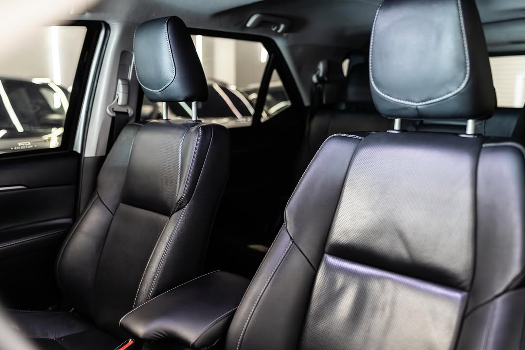 TOYOTA HILUX SW4 SRX - Imagem 7