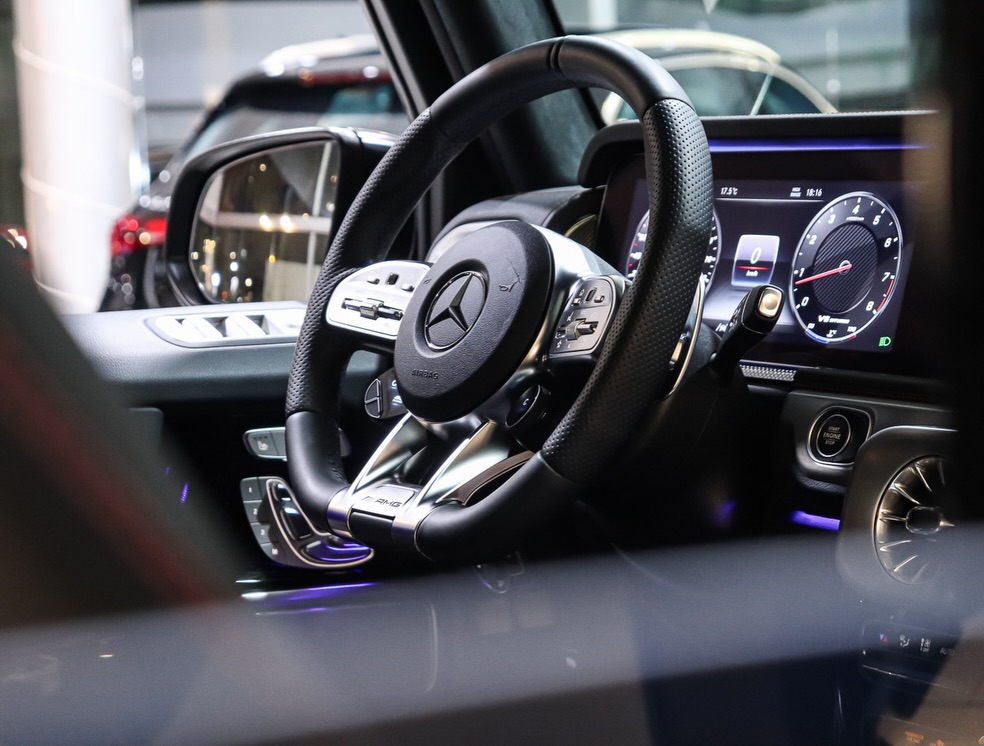 MERCEDES-BENZ G63 AMG - Imagem 13