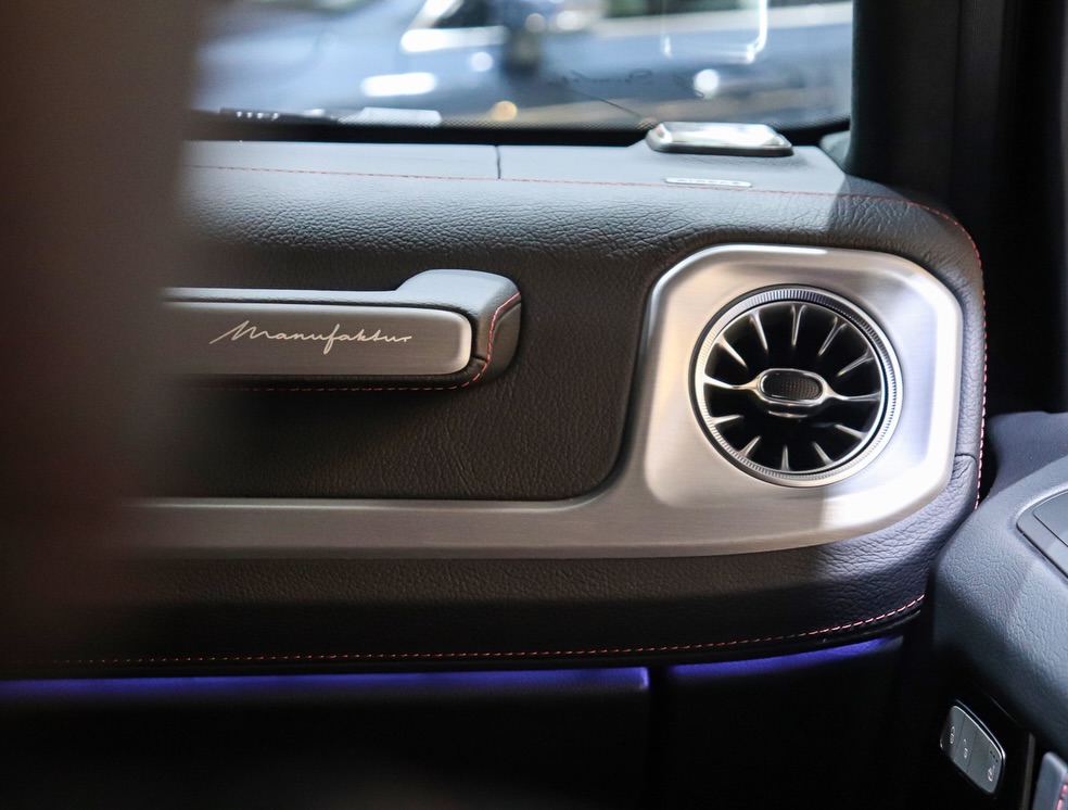 MERCEDES-BENZ G63 AMG - Imagem 15