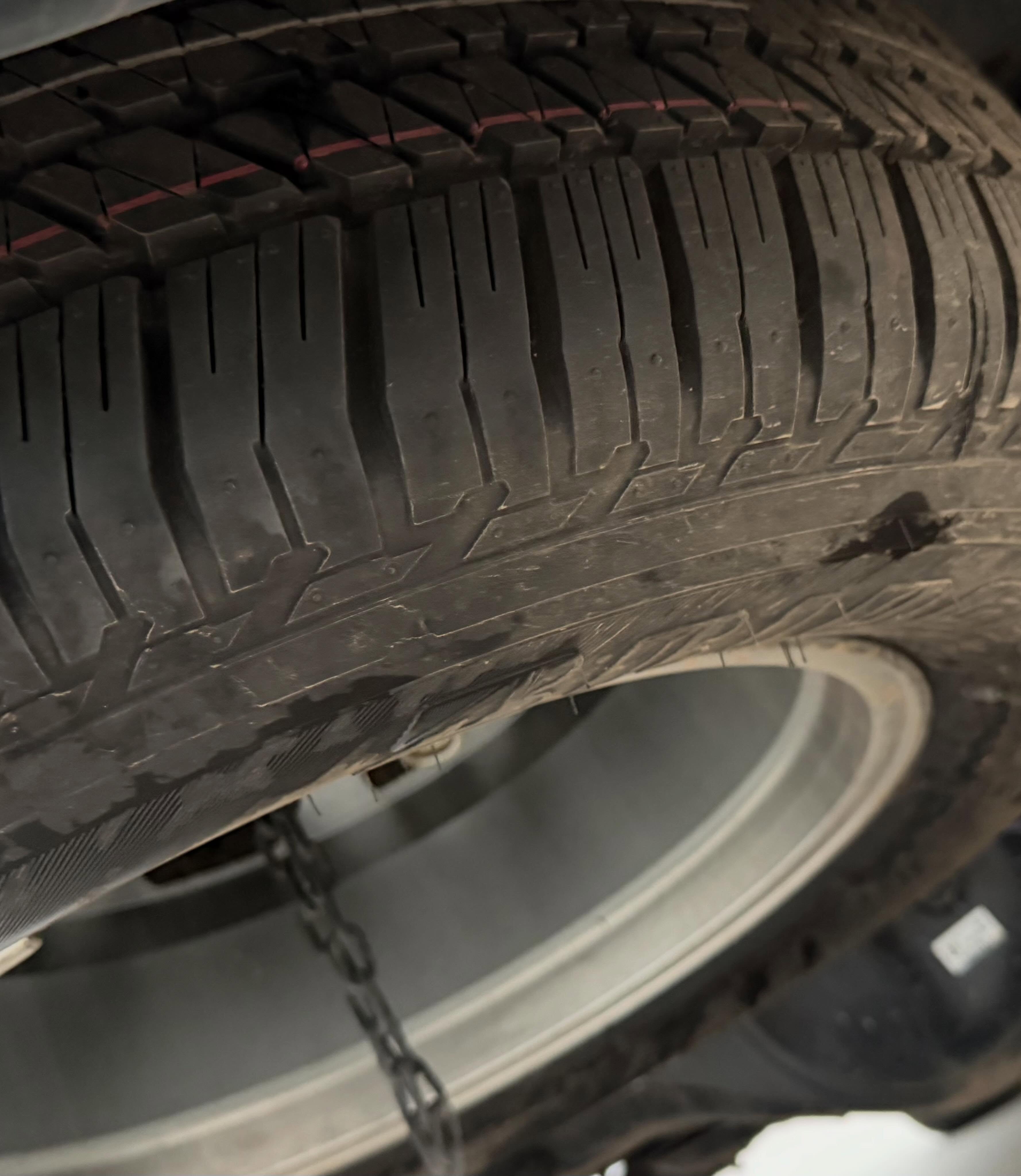 TOYOTA HILUX SW4 SRX DIAMOND - Imagem 9