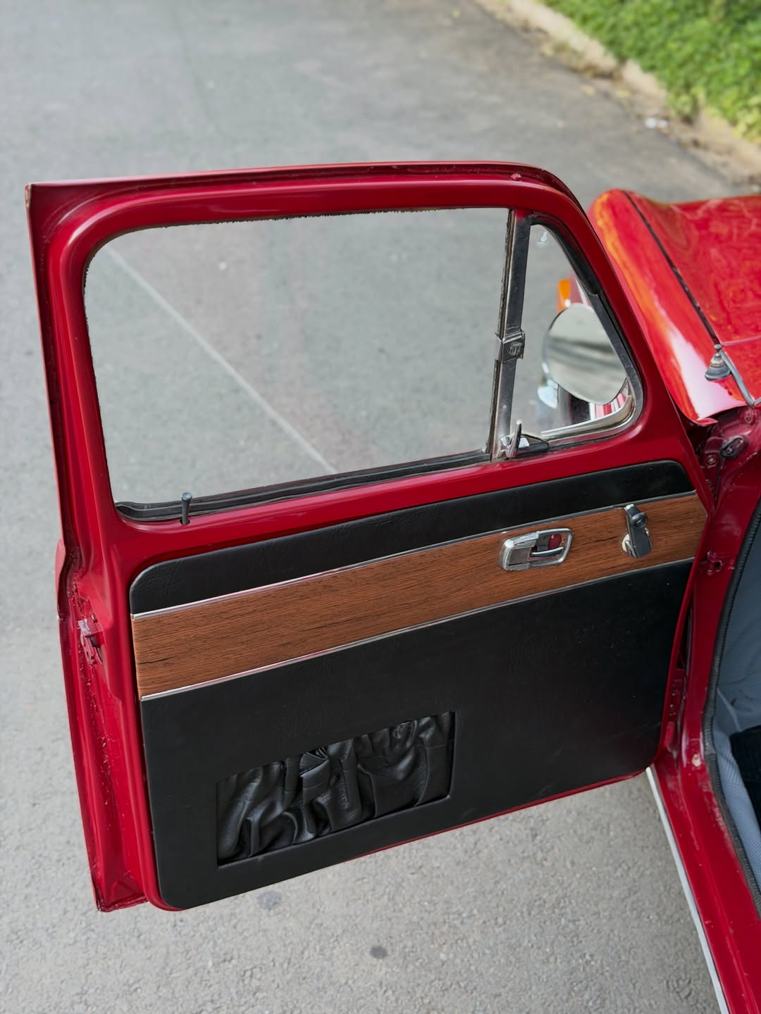 VOLKSWAGEN 1600 FUSCA 4 PORTAS - Imagem 14