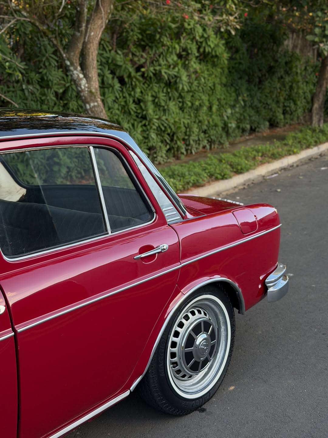 VOLKSWAGEN 1600 FUSCA 4 PORTAS - Imagem 4