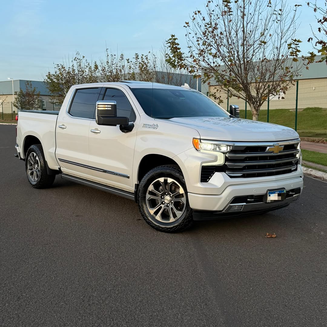CHEVROLET SILVERADO HIGH COUNTRY - Imagem 1