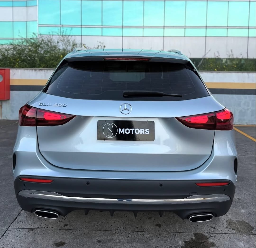 MERCEDES-BENZ GLA200 AMG LINE - Imagem 7