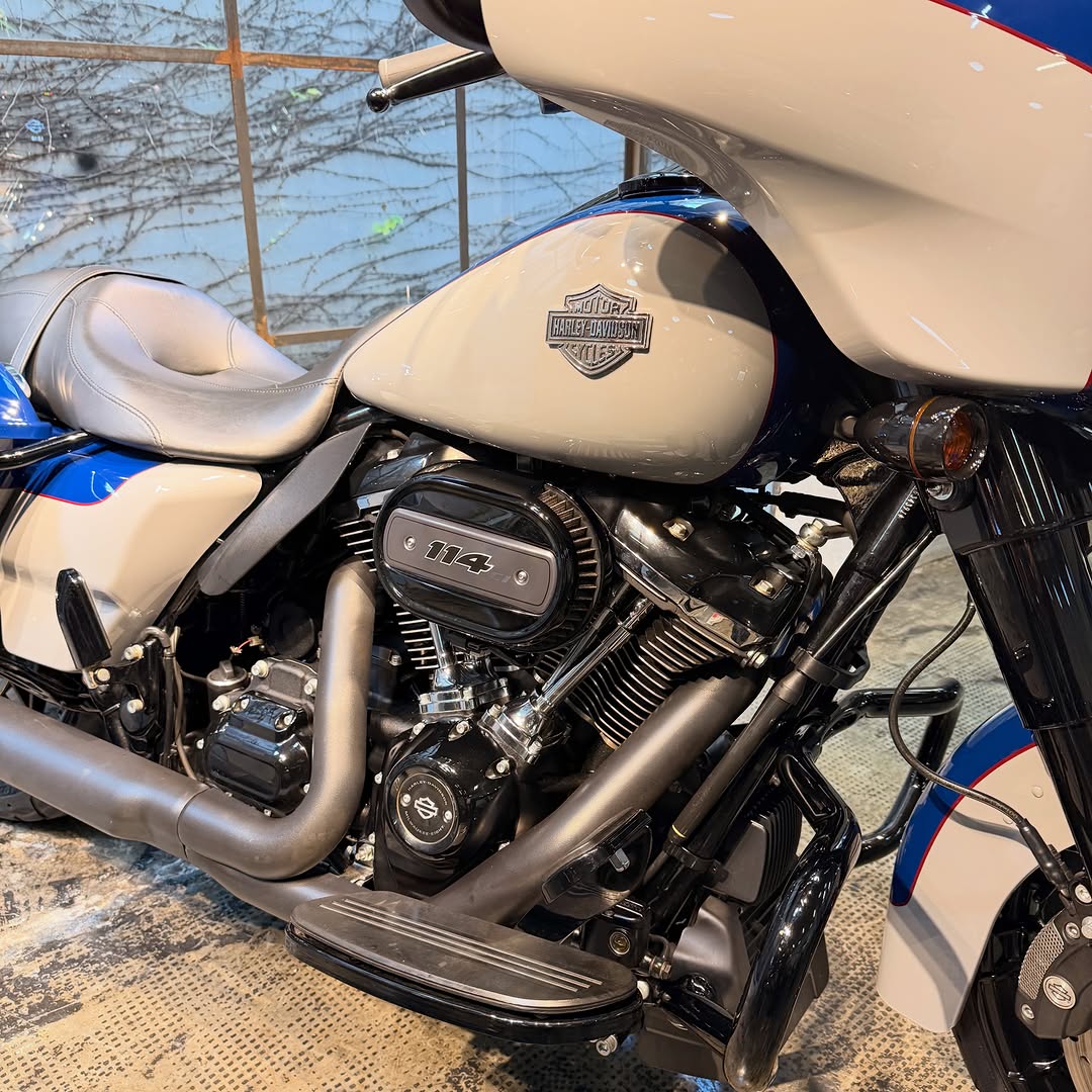 HARLEY-DAVIDSON STREET GLIDE SPECIAL - Imagem 4