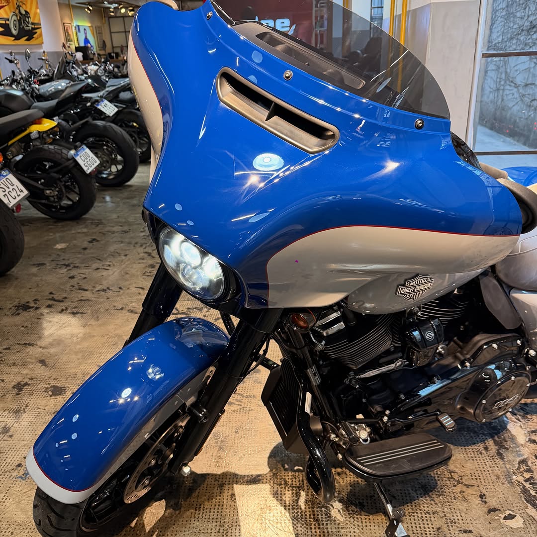 HARLEY-DAVIDSON STREET GLIDE SPECIAL - Imagem 7