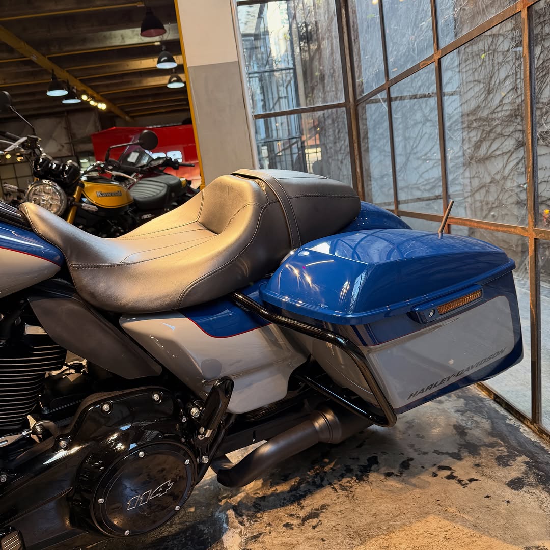 HARLEY-DAVIDSON STREET GLIDE SPECIAL - Imagem 9