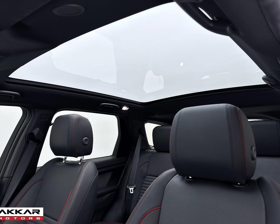 LAND ROVER SPORT R-DYNAMIC SE D200 - Imagem 7