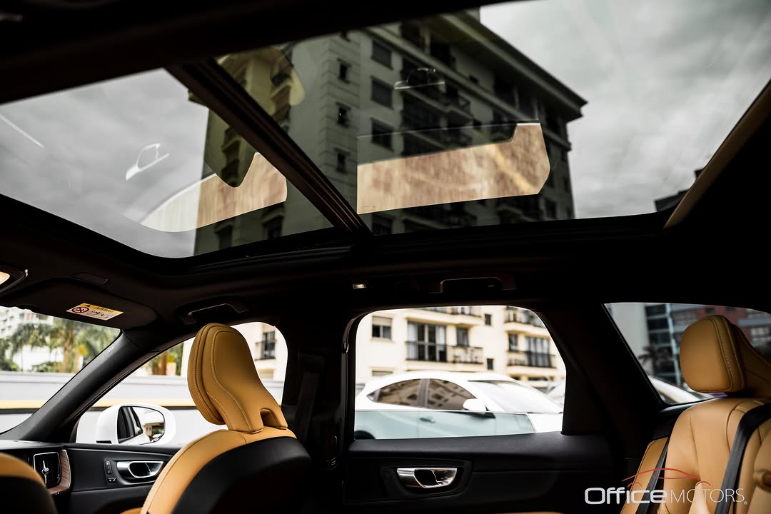 VOLVO XC60 ULTIMATE - Imagem 9