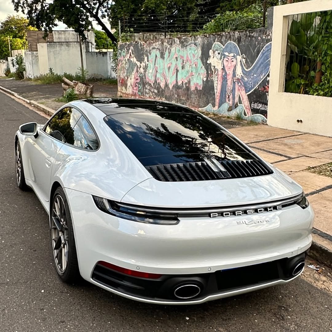 PORSCHE 911 CARRERA - Imagem 3