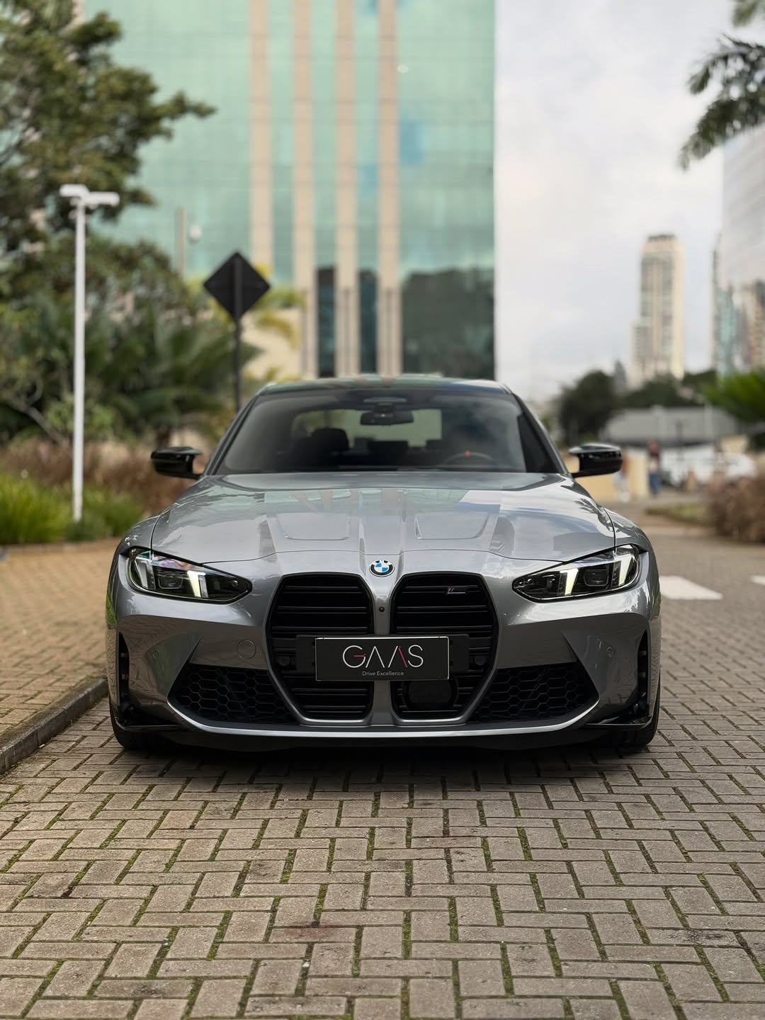 BMW M3 COMPETITION - Imagem 2