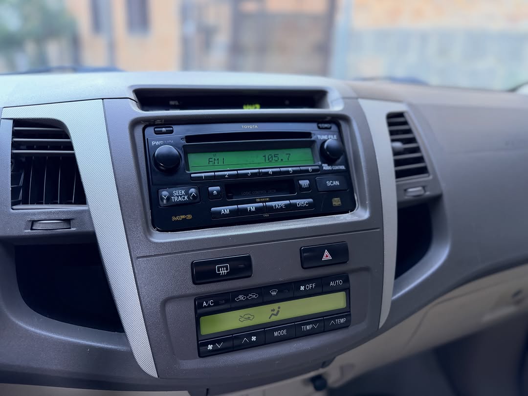 TOYOTA HILUX SRV 3.0 TURBO DIESEL - Imagem 14