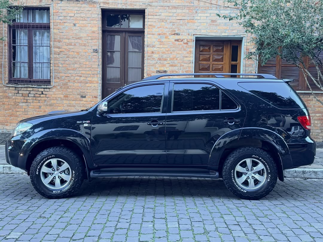 TOYOTA HILUX SRV 3.0 TURBO DIESEL - Imagem 3