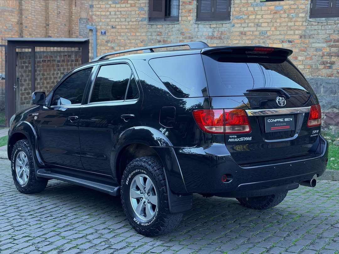 TOYOTA HILUX SRV 3.0 TURBO DIESEL - Imagem 4