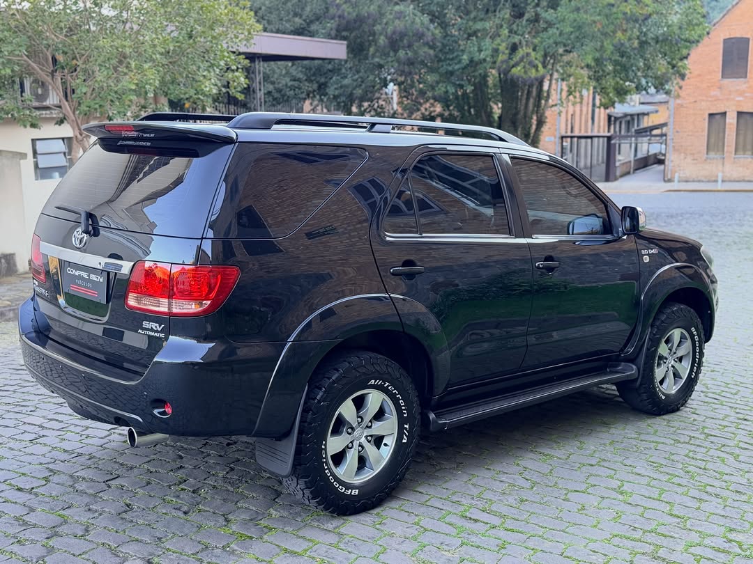 TOYOTA HILUX SRV 3.0 TURBO DIESEL - Imagem 6