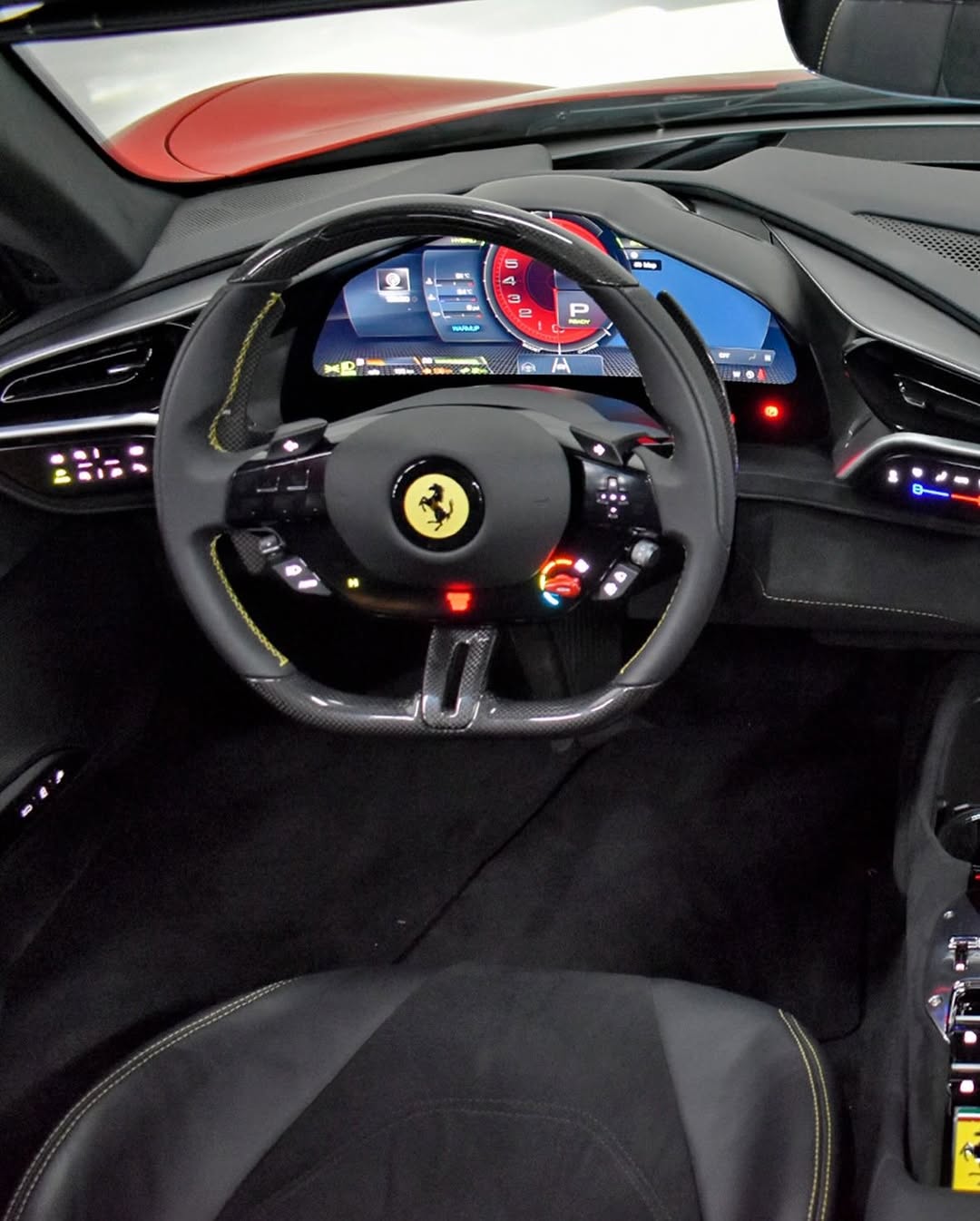 FERRARI 296 GTS - Imagem 4