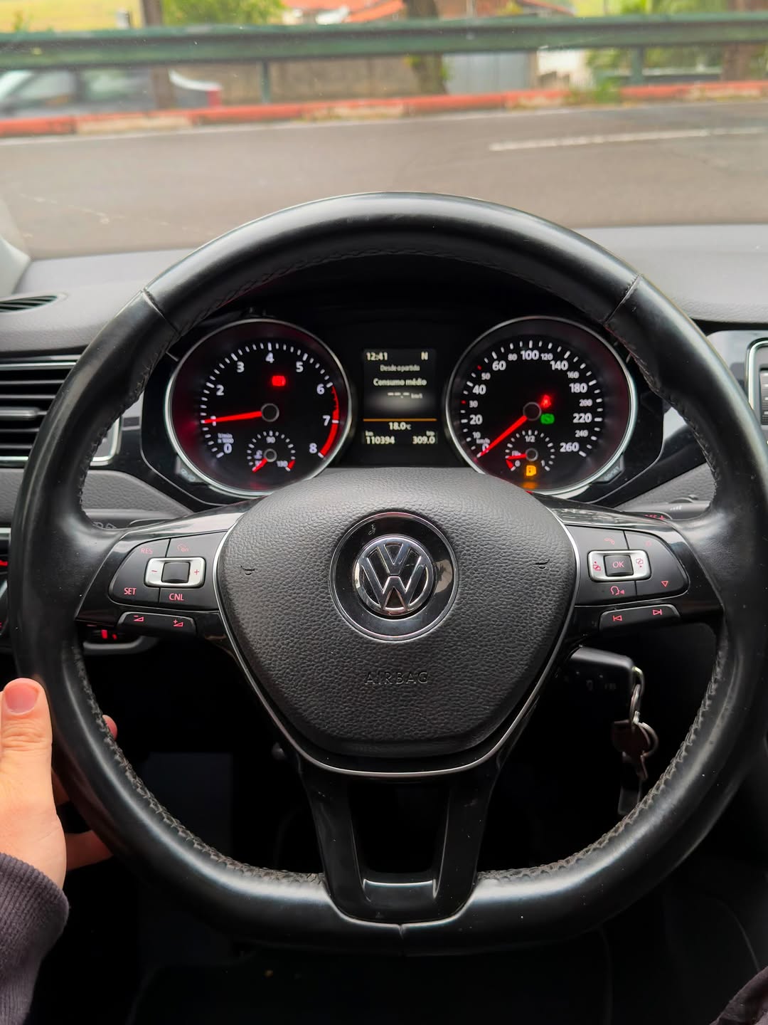 VOLKSWAGEN JETTA HIGHLINE - Imagem 11