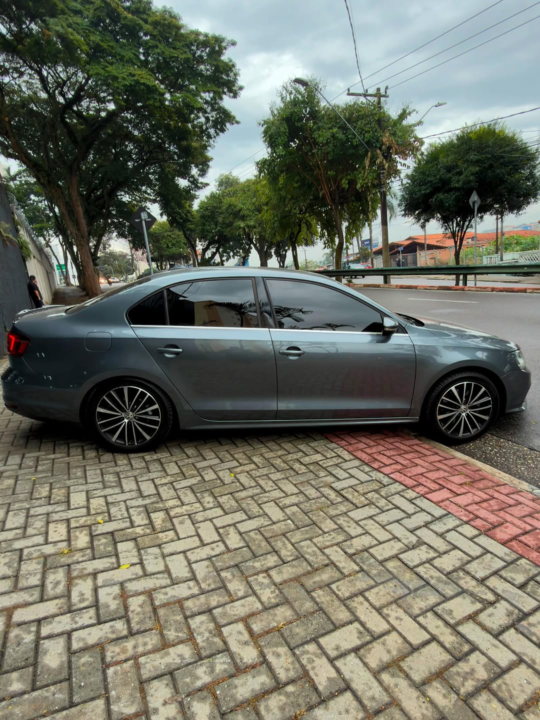 VOLKSWAGEN JETTA HIGHLINE - Imagem 6