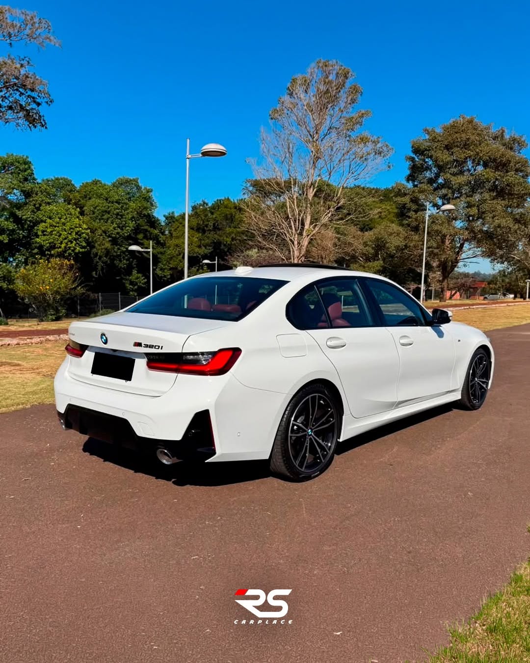 BMW 320I M SPORT - Imagem 4