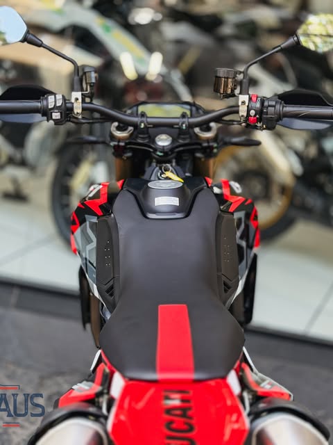 DUCATI HYPERMOTARD - Imagem 12