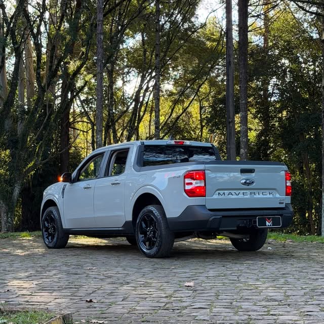 FORD MAVERICK LARIAT FX4 - Imagem 6