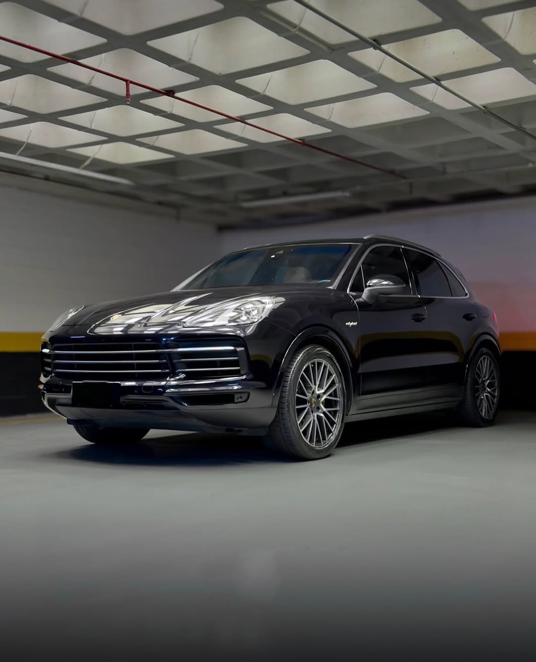 PORSCHE CAYENNE E-HYBRID - Imagem 4