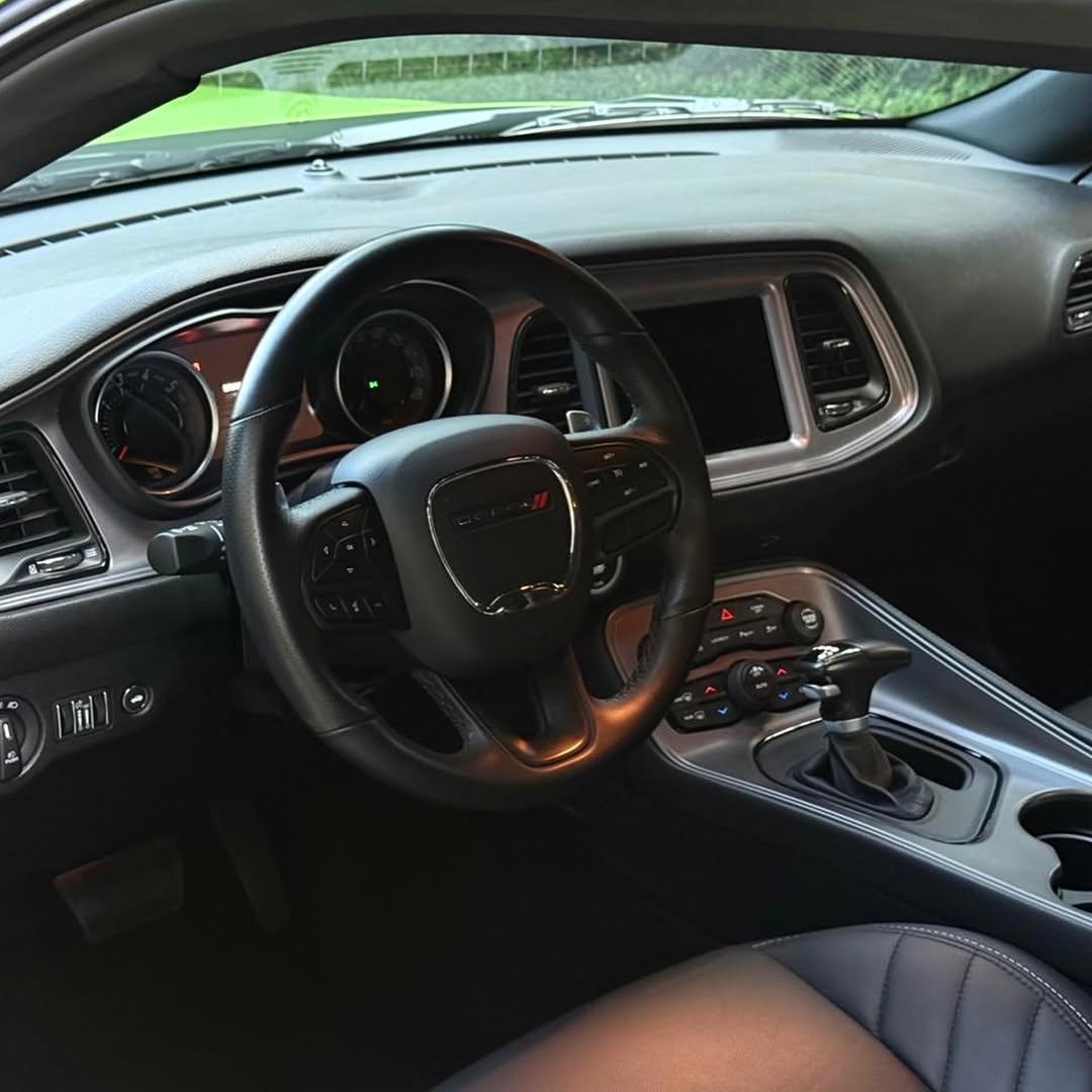 DODGE CHALLENGER R/T SCATPACK - Imagem 11