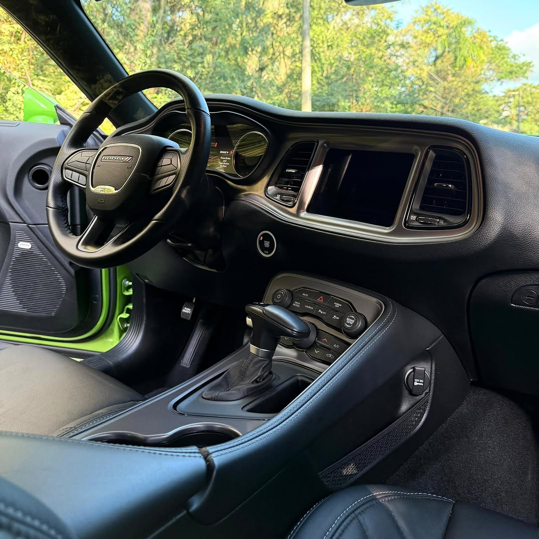 DODGE CHALLENGER R/T SCATPACK - Imagem 5
