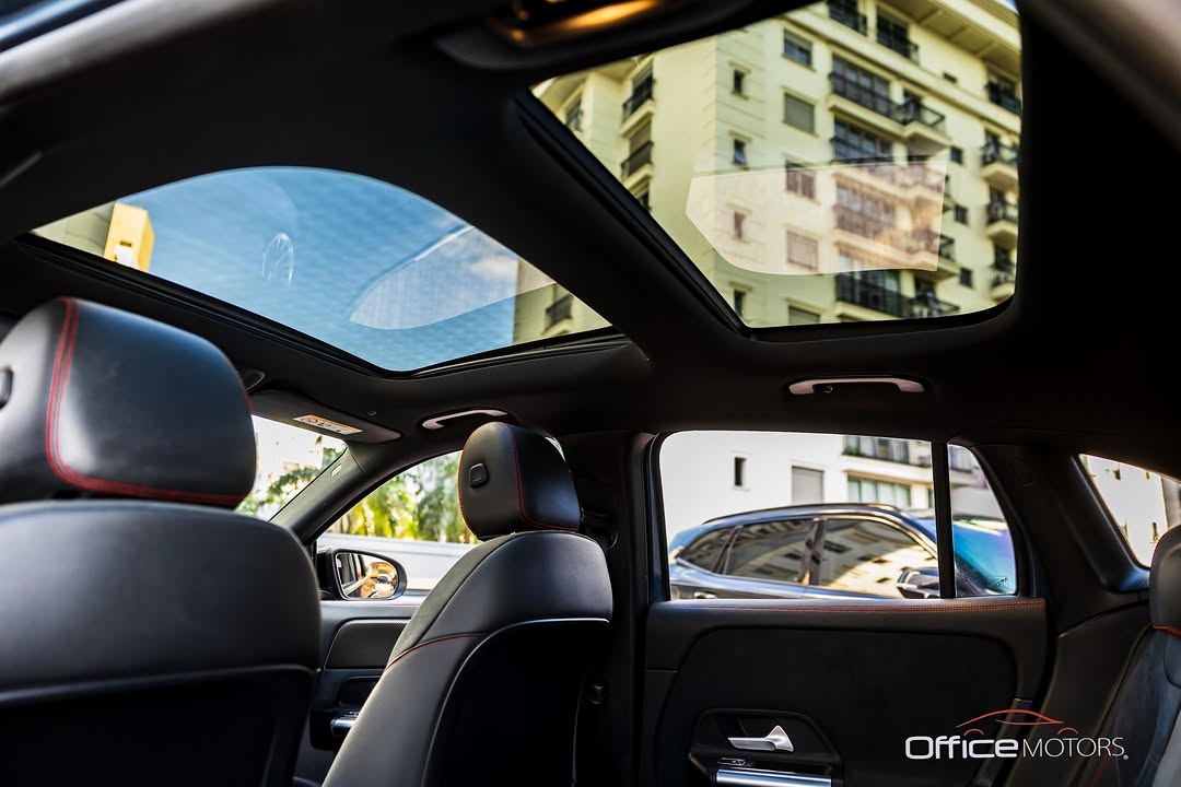 MERCEDES-BENZ GLA200 AMG LINE - Imagem 7