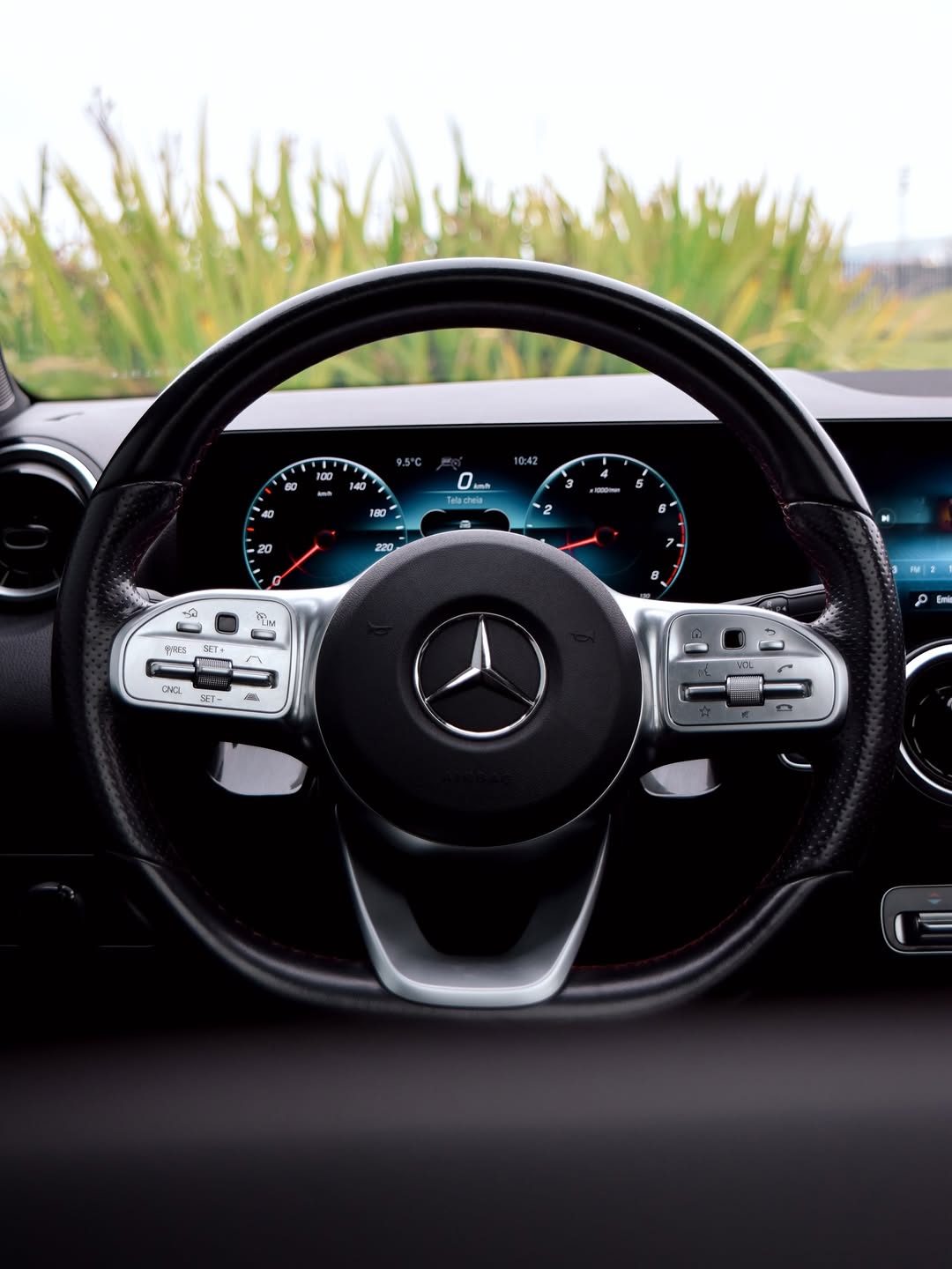 MERCEDES-BENZ GLA AMG LINE - Imagem 4