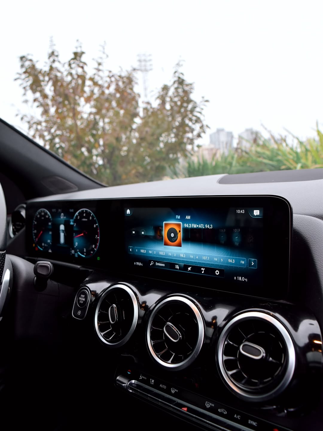 MERCEDES-BENZ GLA AMG LINE - Imagem 5