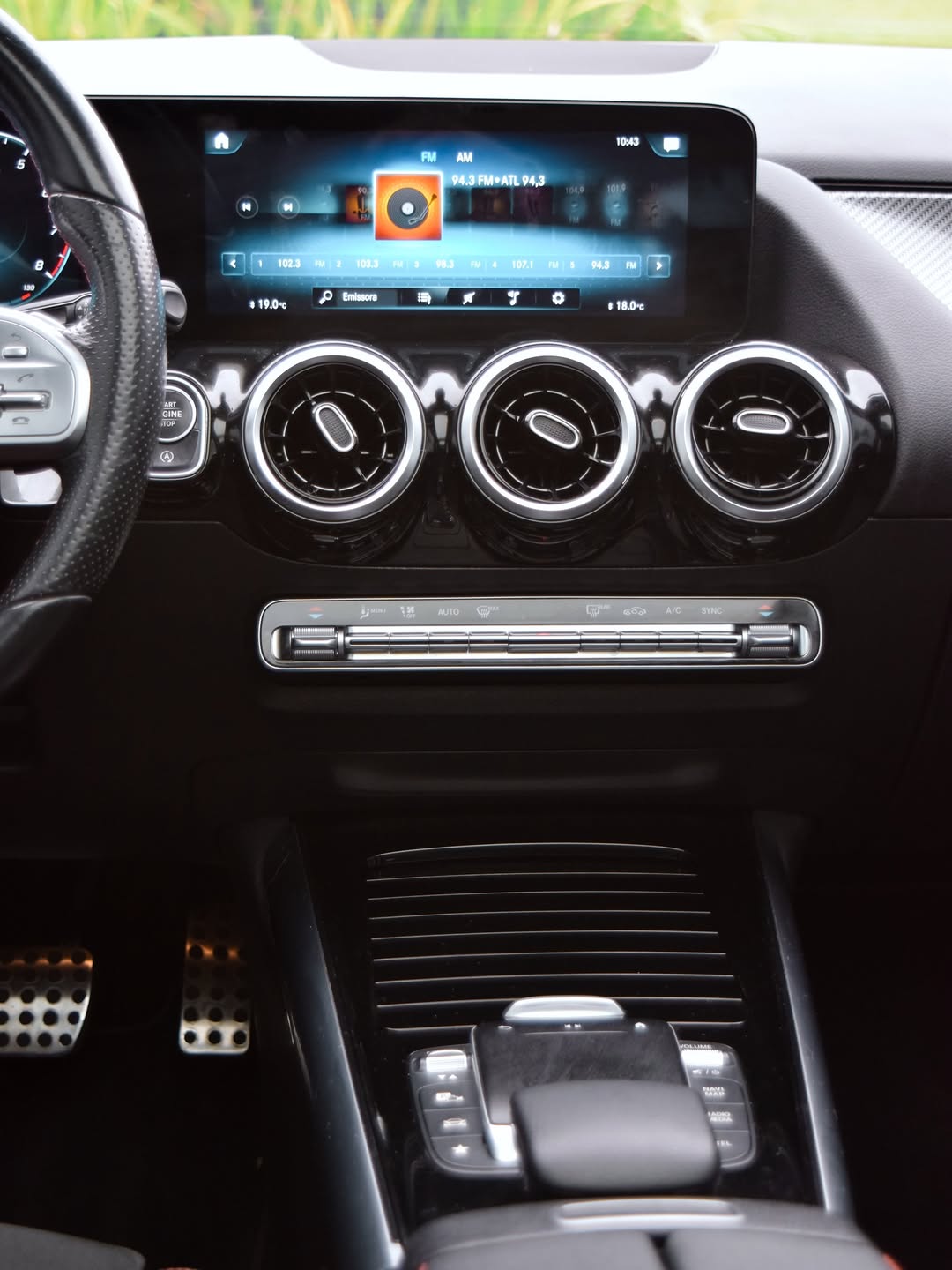 MERCEDES-BENZ GLA AMG LINE - Imagem 8