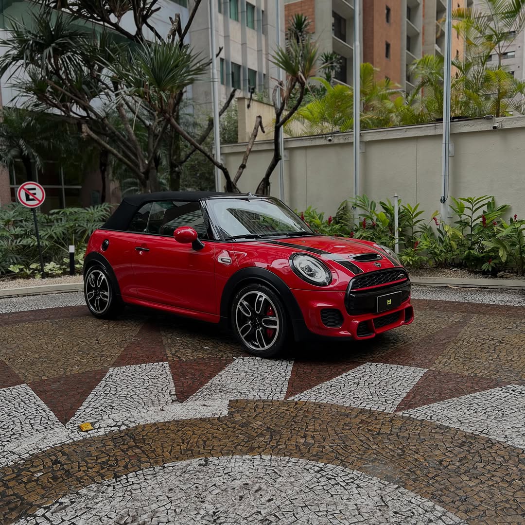 MINI COOPER JOHN COOPER WORKS CABRIO - Imagem 3