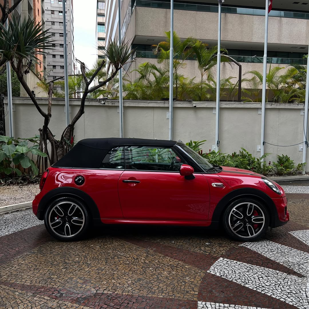 MINI COOPER JOHN COOPER WORKS CABRIO - Imagem 4