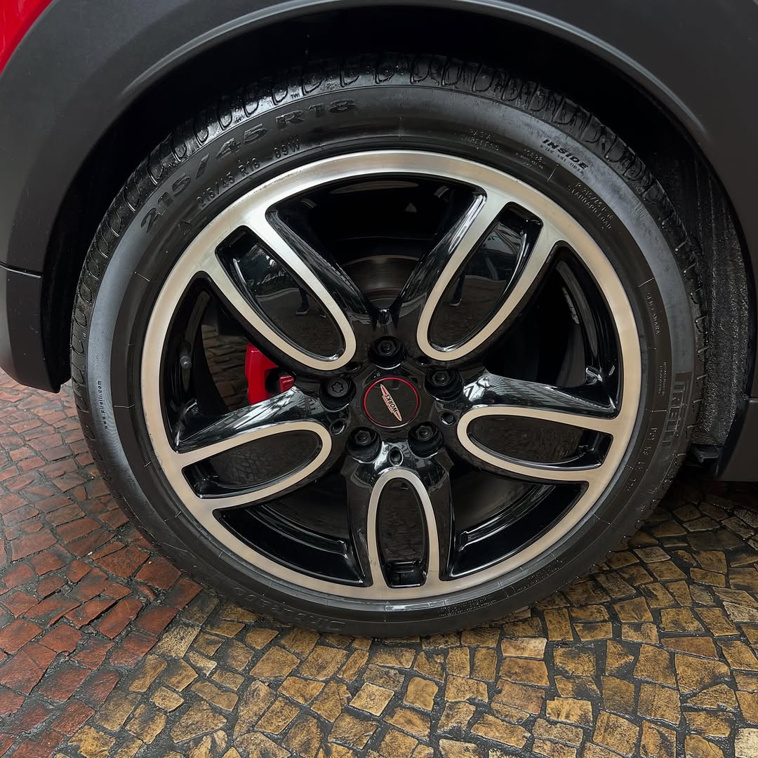 MINI COOPER JOHN COOPER WORKS CABRIO - Imagem 10