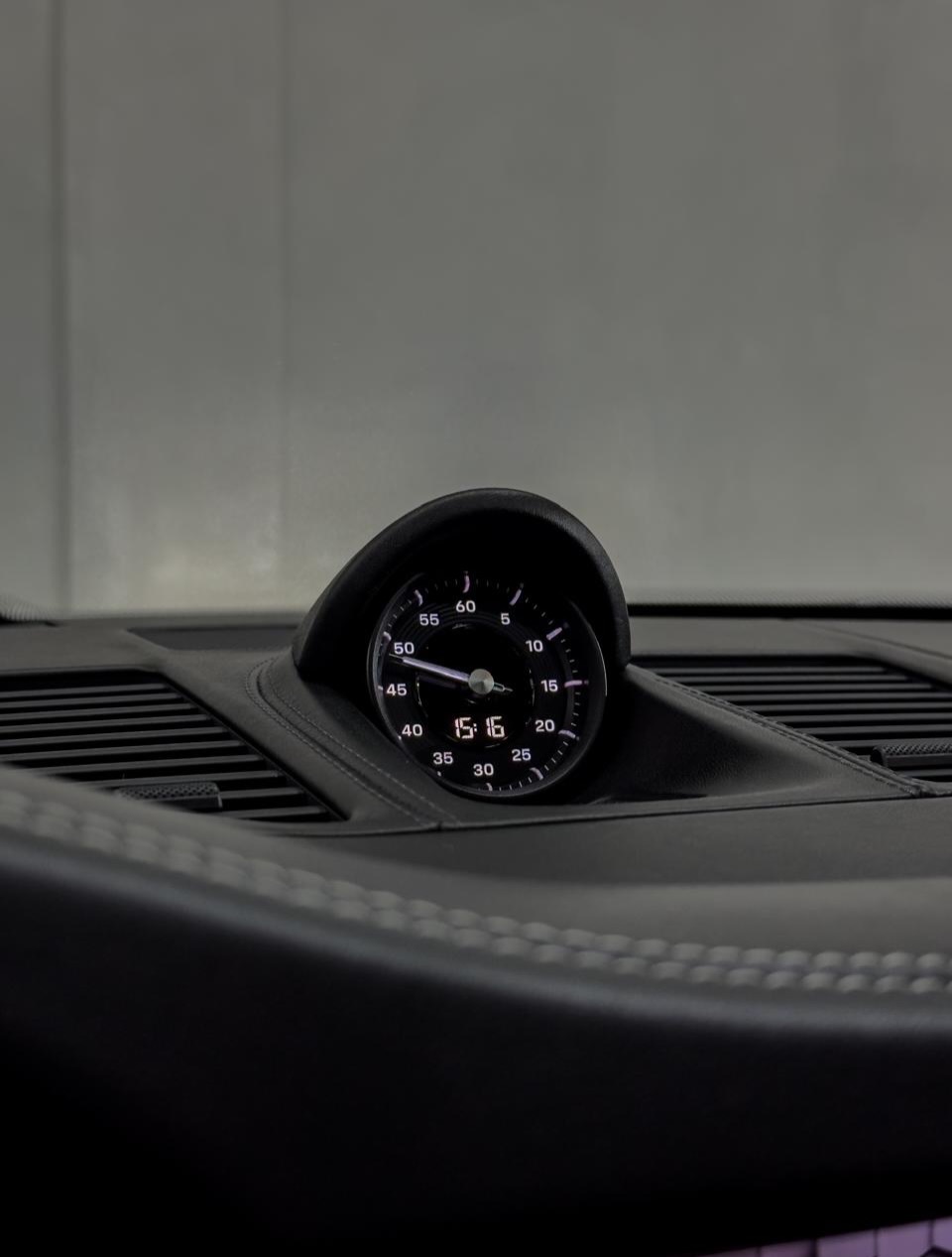 PORSCHE 911 CARRERA - Imagem 13