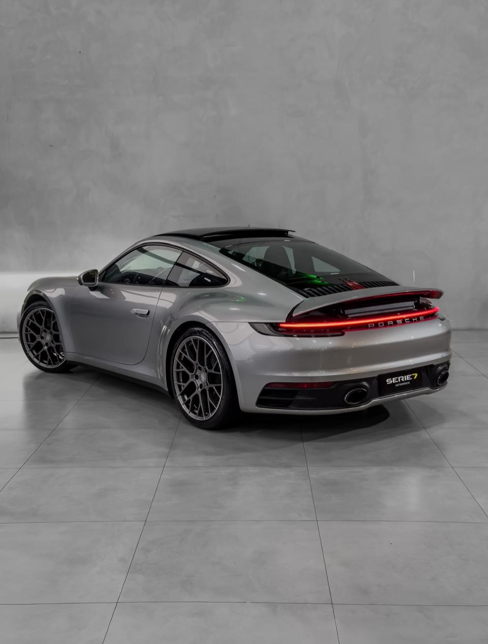 PORSCHE 911 CARRERA - Imagem 15