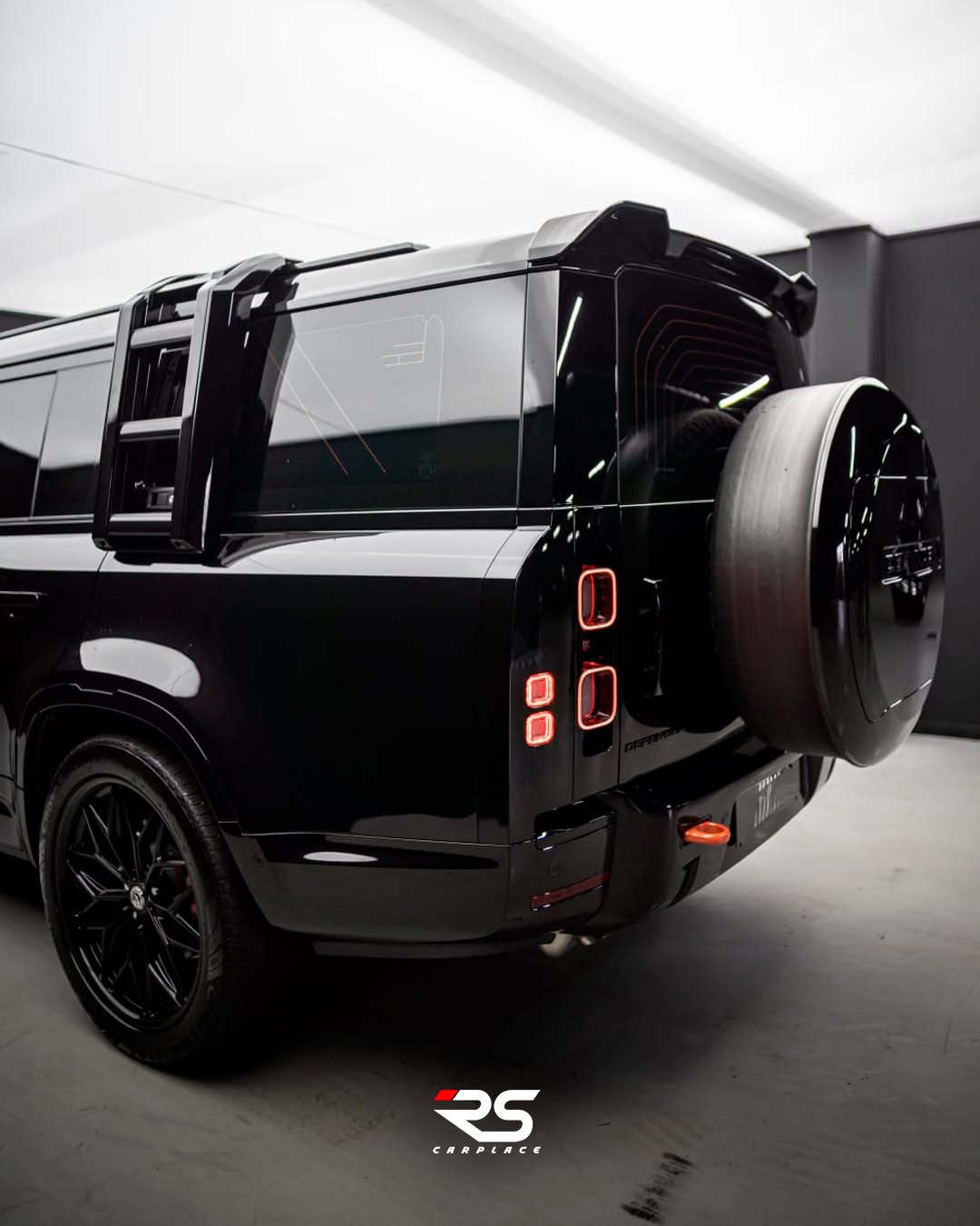 LAND ROVER DEFENDER 130 X - Imagem 4