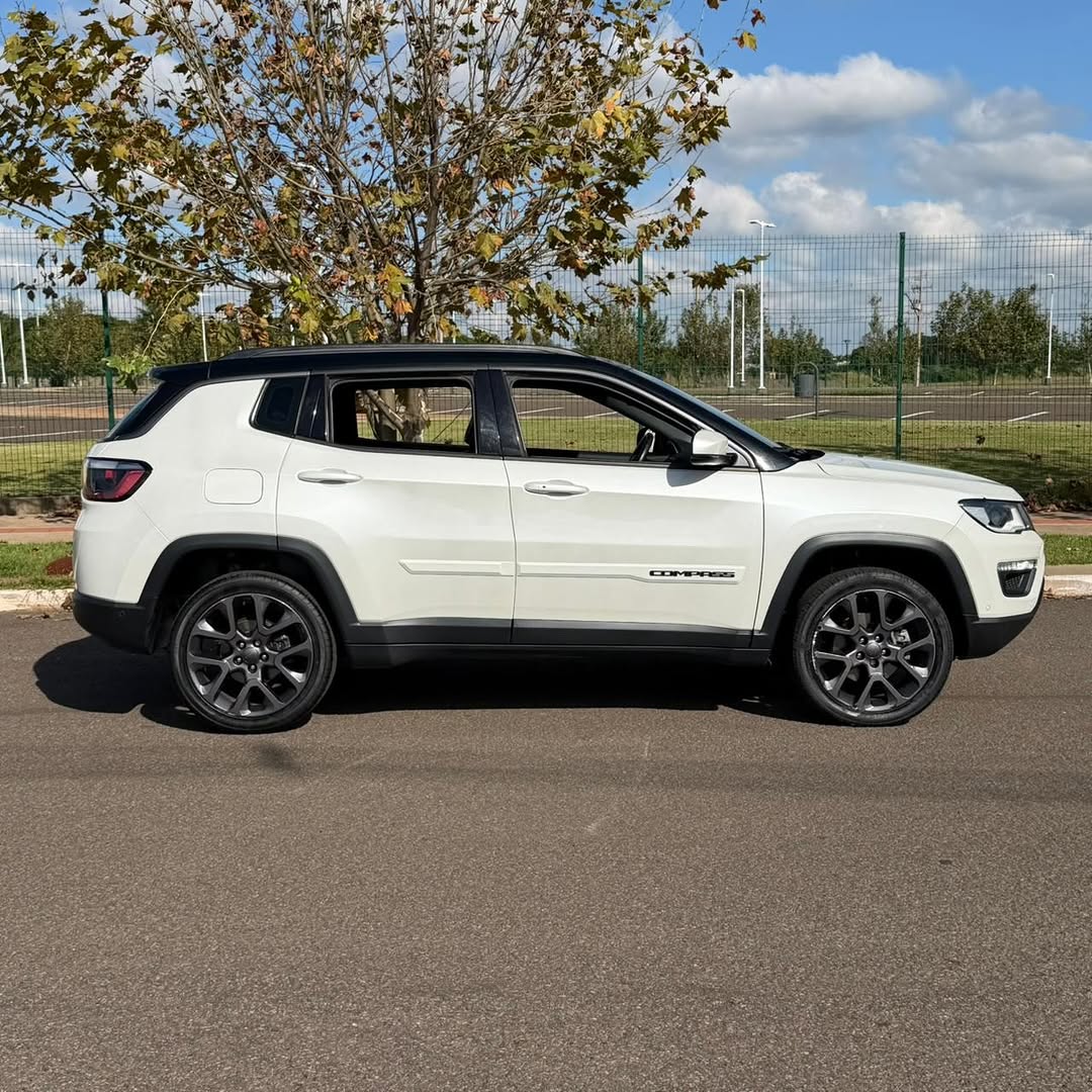 JEEP COMPASS S DIESEL 4X4 - Imagem 3
