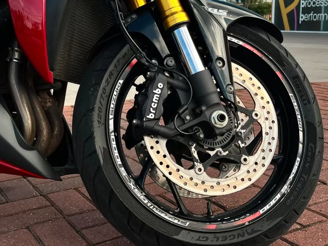 SUZUKI GSX-S 1000 - Imagem 6