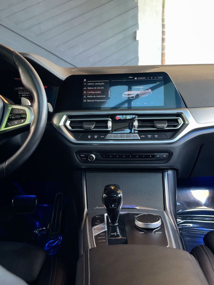 BMW 320I M SPORT - Imagem 12