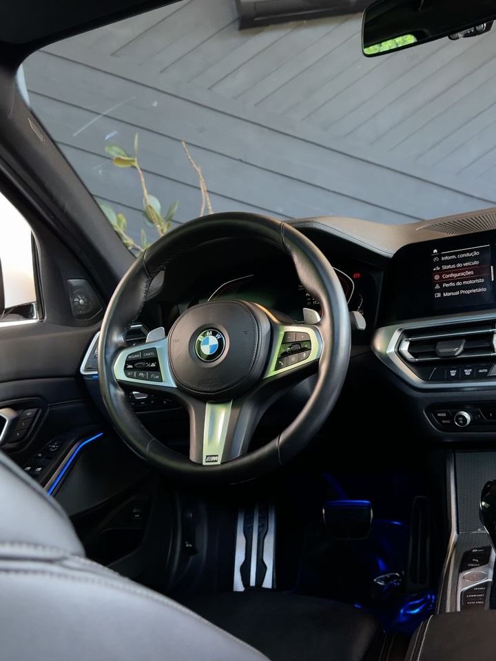 BMW 320I M SPORT - Imagem 10