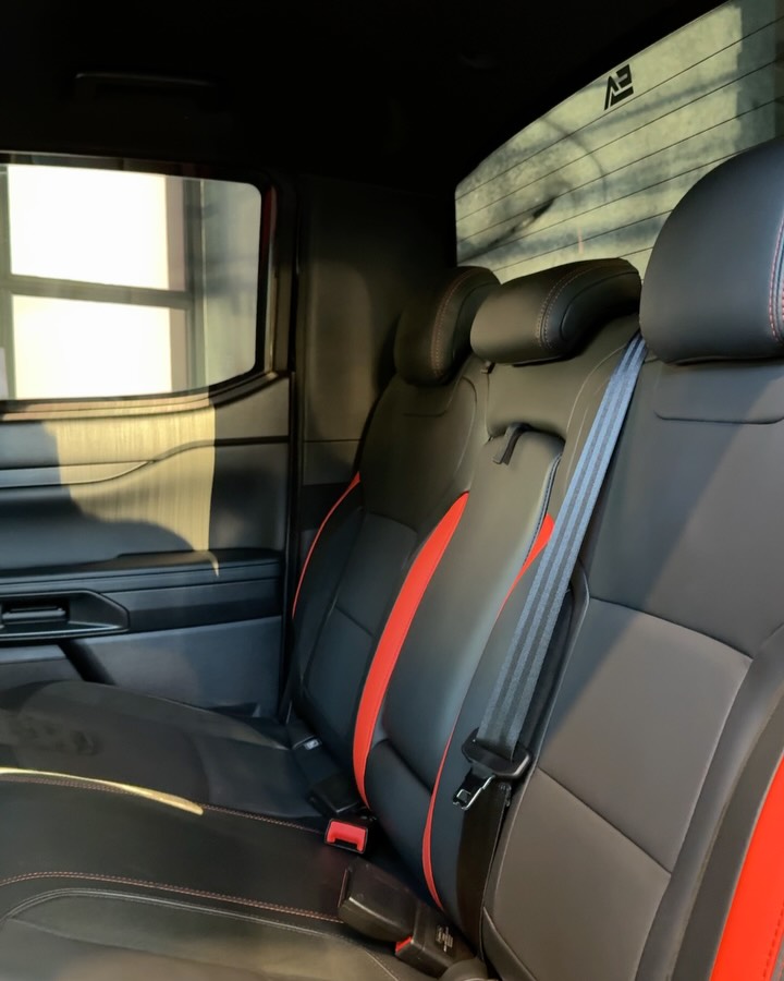 FORD RANGER RAPTOR 4X4 AUT - Imagem 16
