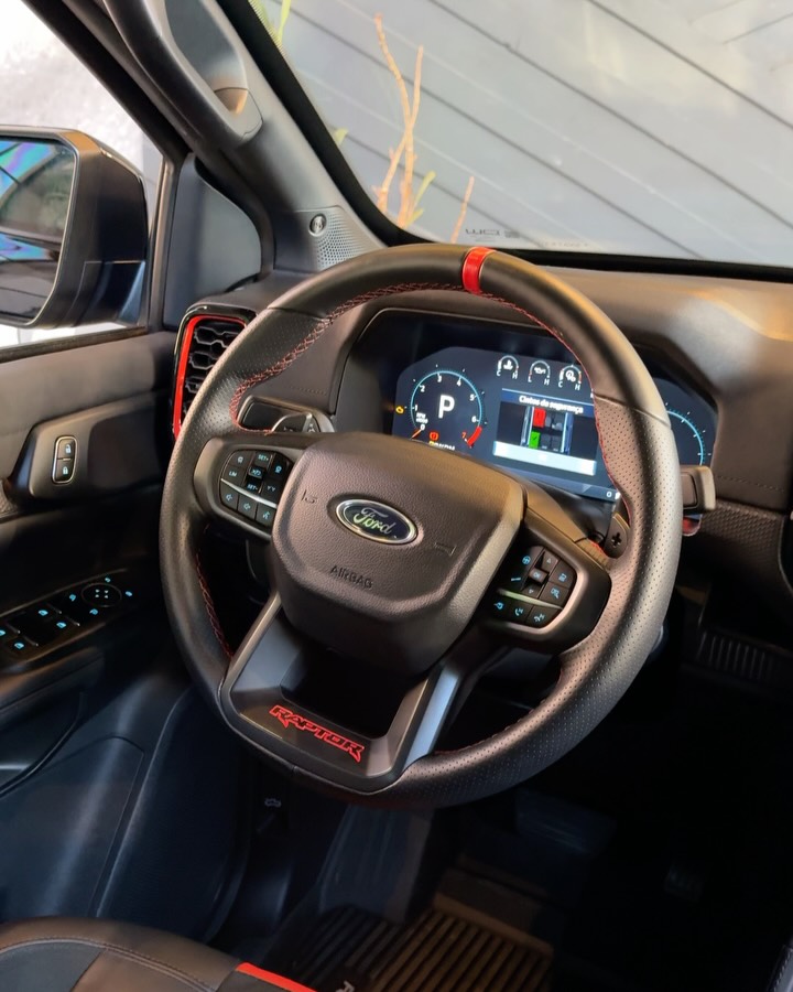 FORD RANGER RAPTOR 4X4 AUT - Imagem 10