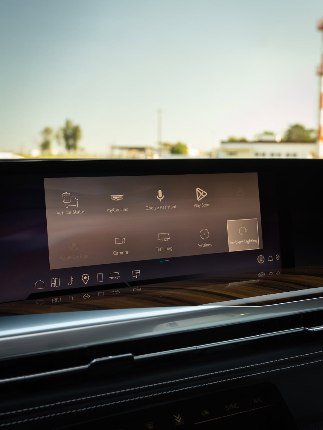 CADILLAC ESCALADE ESV 600 PLATINUM SPORT - Imagem 10