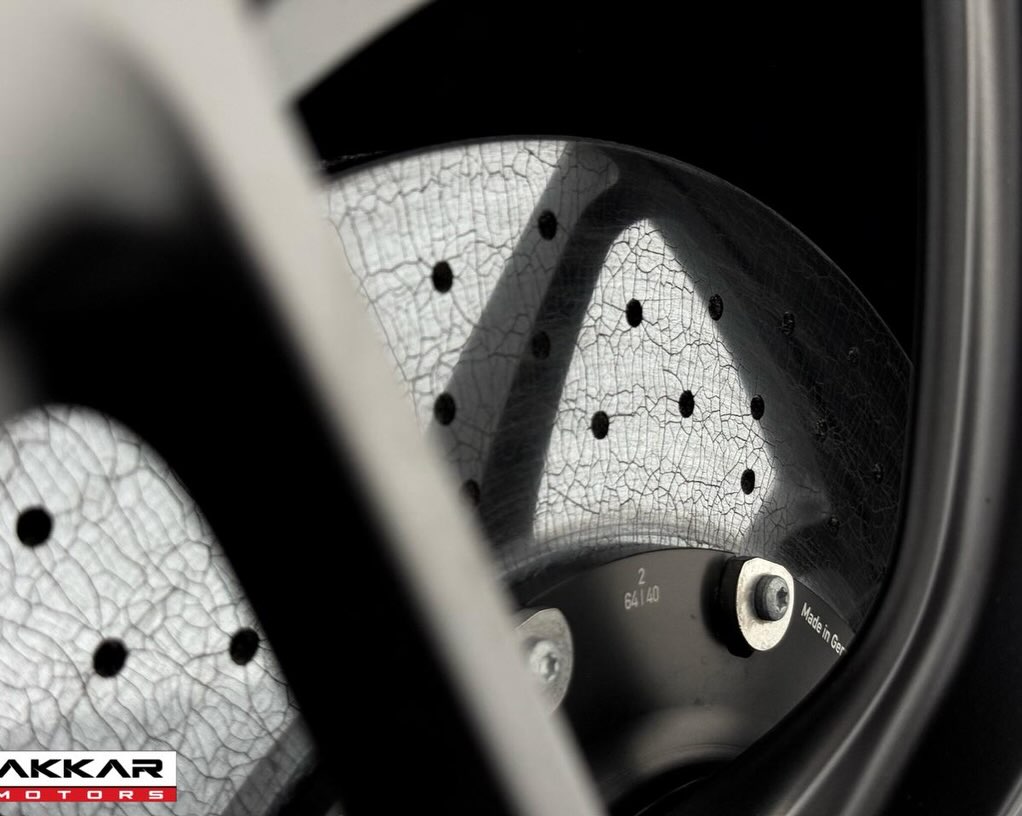 PORSCHE 911 GT3 TOURING - Imagem 6