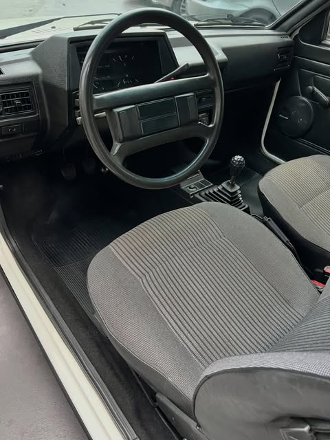 VOLKSWAGEN VOYAGE - Imagem 14